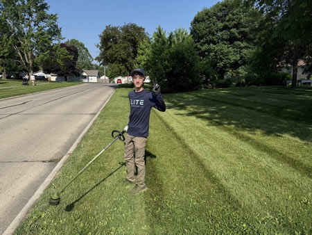 How Lawn Maintenance Packages Simplify Spring Lawn Care Thumbnail
